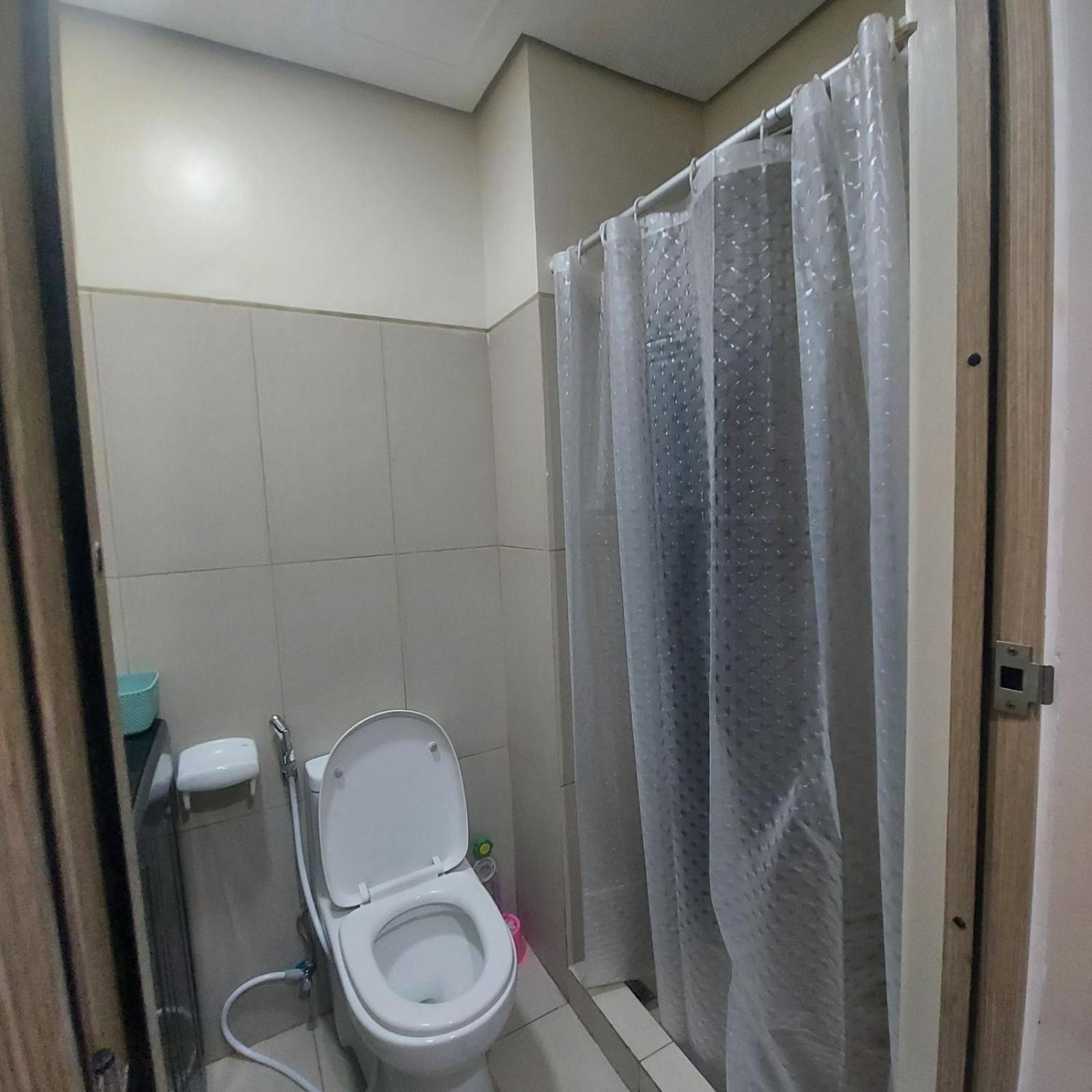 De Luxe, Standard And Studio Suites -The Breeze Residences-Close To Airport,Mall Of Asia, Us Embassy Манила Экстерьер фото
